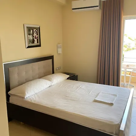 Πανσιόν Honey Σαράντα