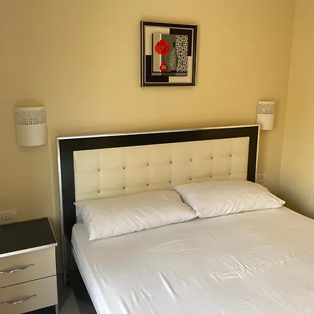 Πανσιόν Honey Σαράντα