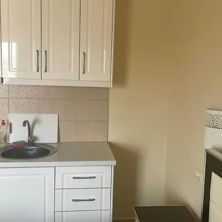 Honey Σαράντα