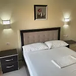 בית הארחה Honey Residence *