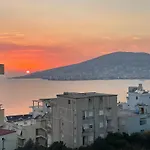 Honey Residence בית הארחה *