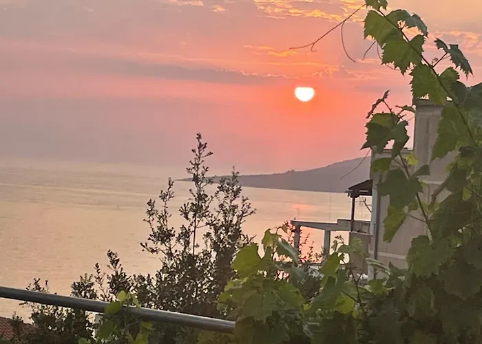 Maison d'hôtes Honey Saranda